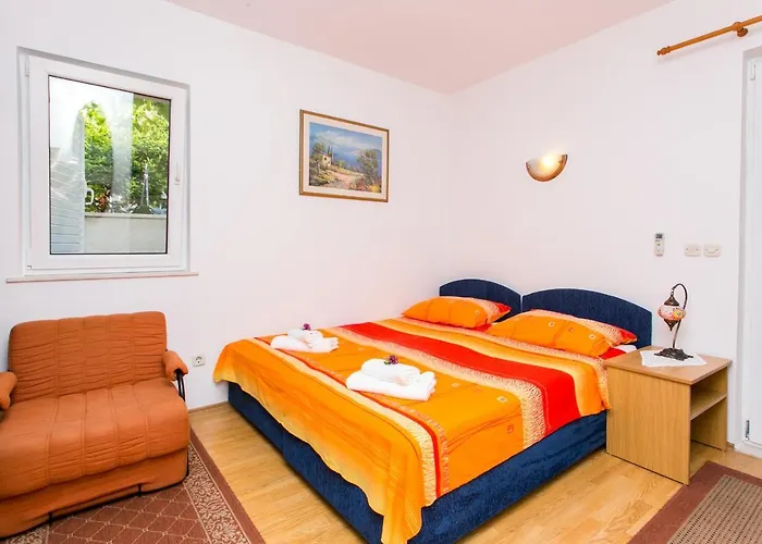 Apartments Miramare & Campara